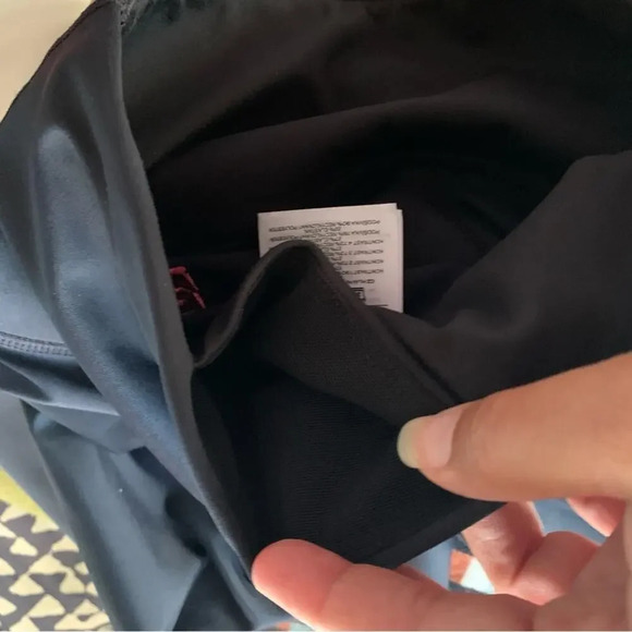 PE Nation Left Field Legging in Black Size XS - Picture 7 of 9